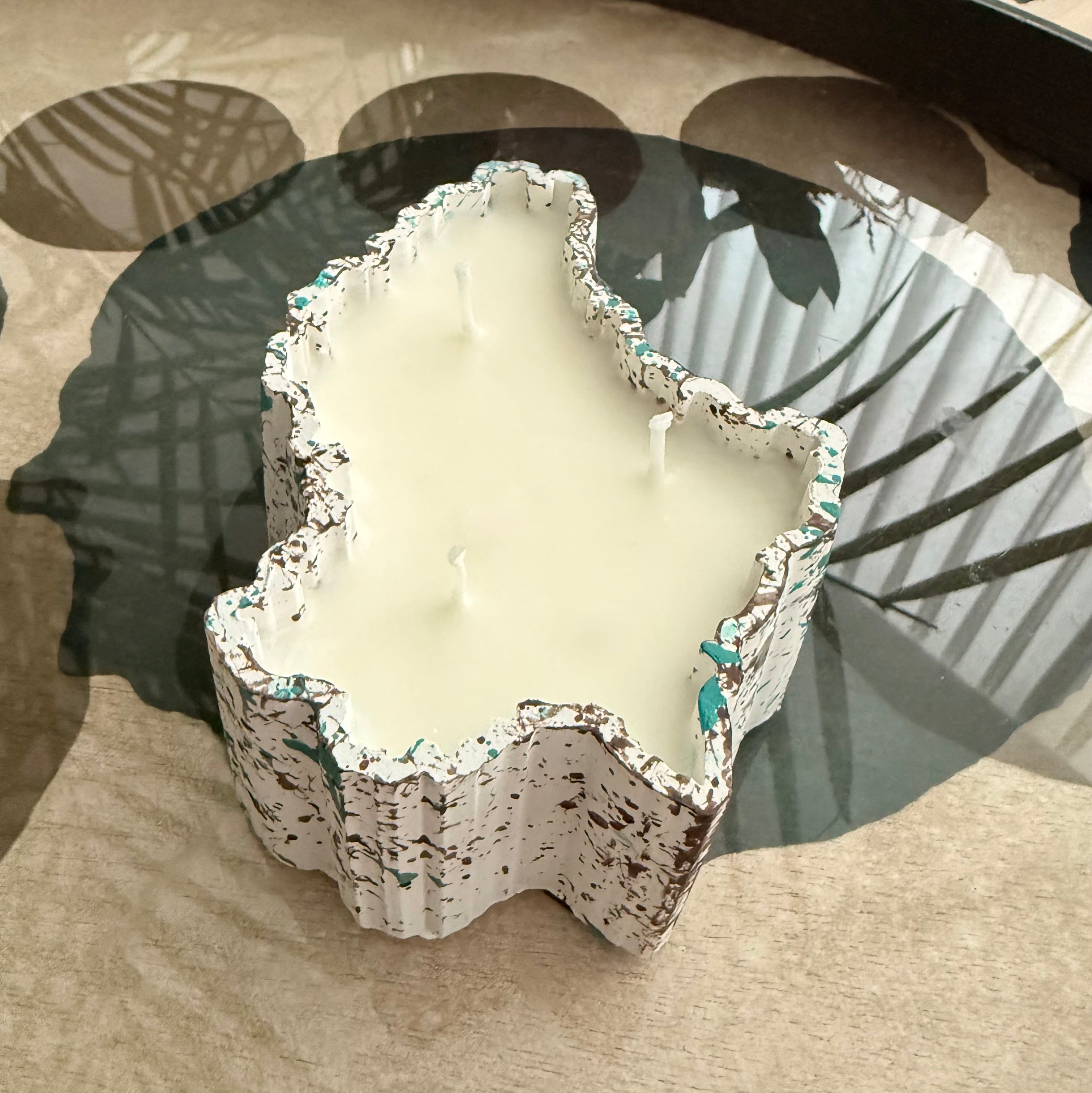 “Luxembourg” abstract candle