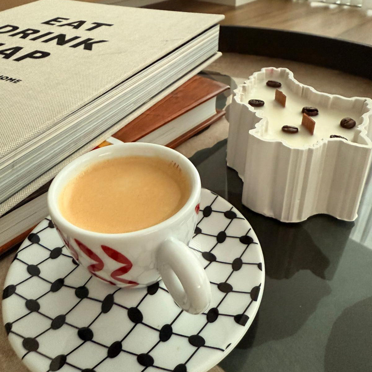 "Luxembourg" coffee candle